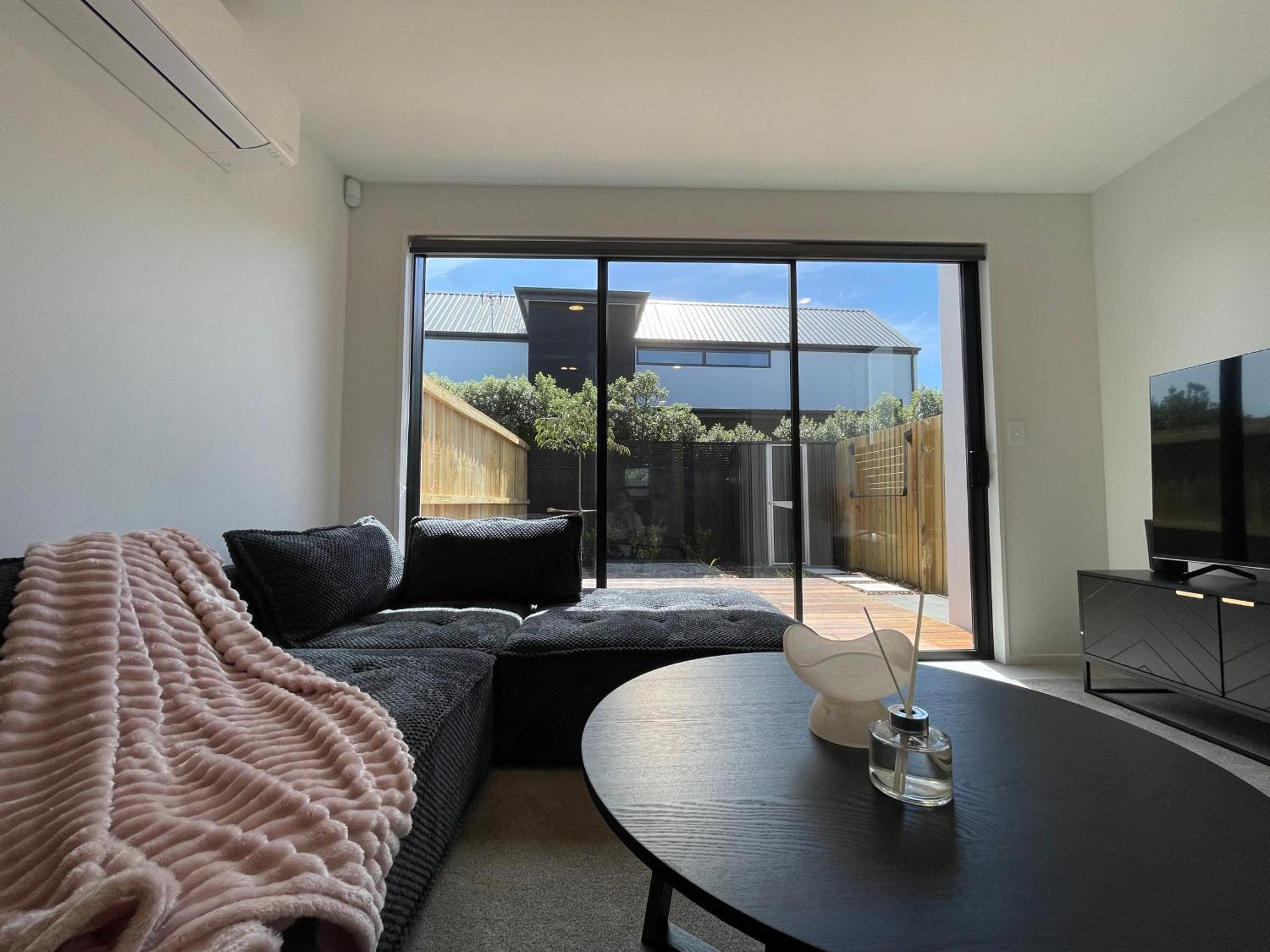 Luxury 2 Bedroom Townhouse Opposite Merivale Mall Christchurch Exteriör bild
